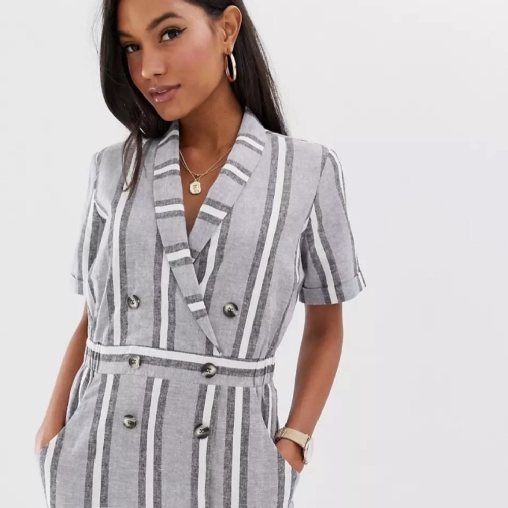 NWT ASOS GRAY WHITE STRIPED DRESS SIZE 0